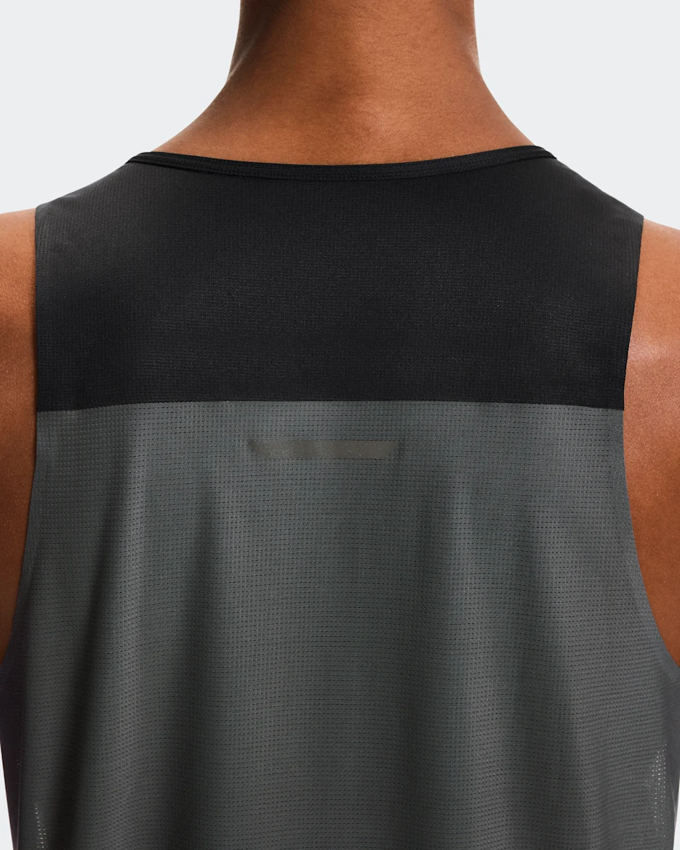 On Performance Tank Black & Eclipse Masculino
