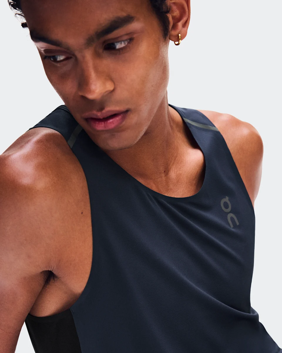 On Performance Tank Navy & Black Masculino