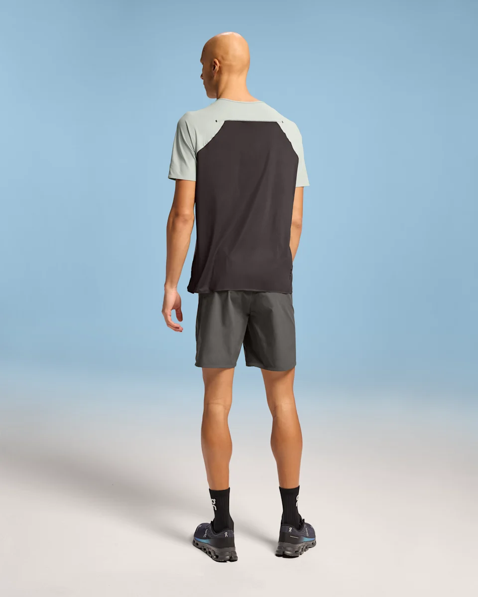 On Performance Hybrid Short Shadow Masculino