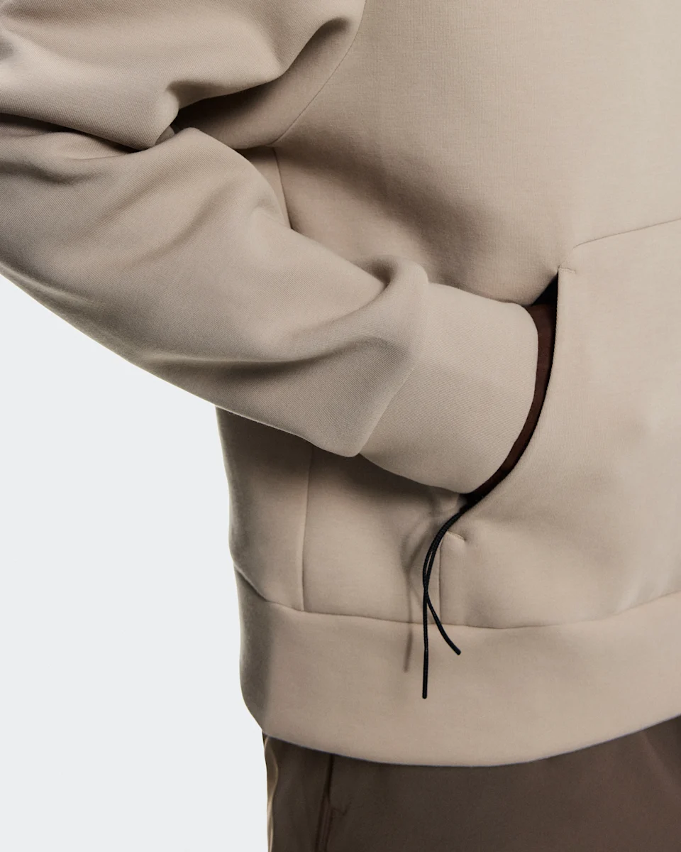 On Focus Tech Hoodie Desert Masculino