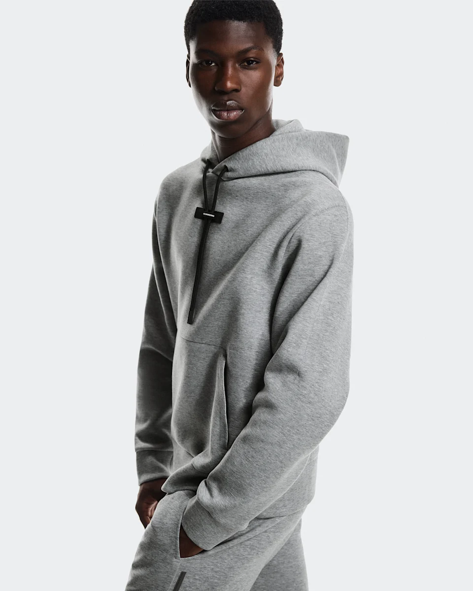 On Focus Tech Hoodie Basalt Masculino