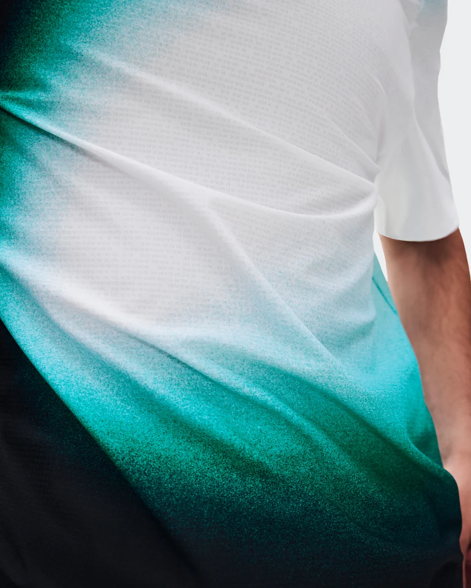 On Court-T Swing Black & Neem Masculino