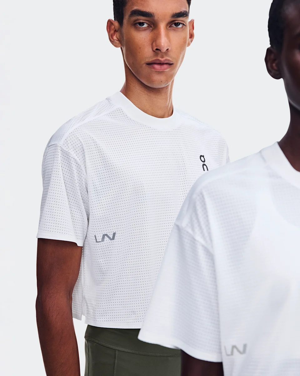 On Cropped Run-T LN1 White 