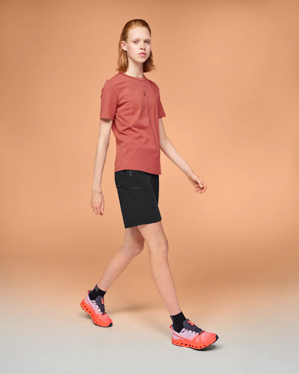 On Trek Short Black Feminino – Caminhadas, Viagens, Clima quente