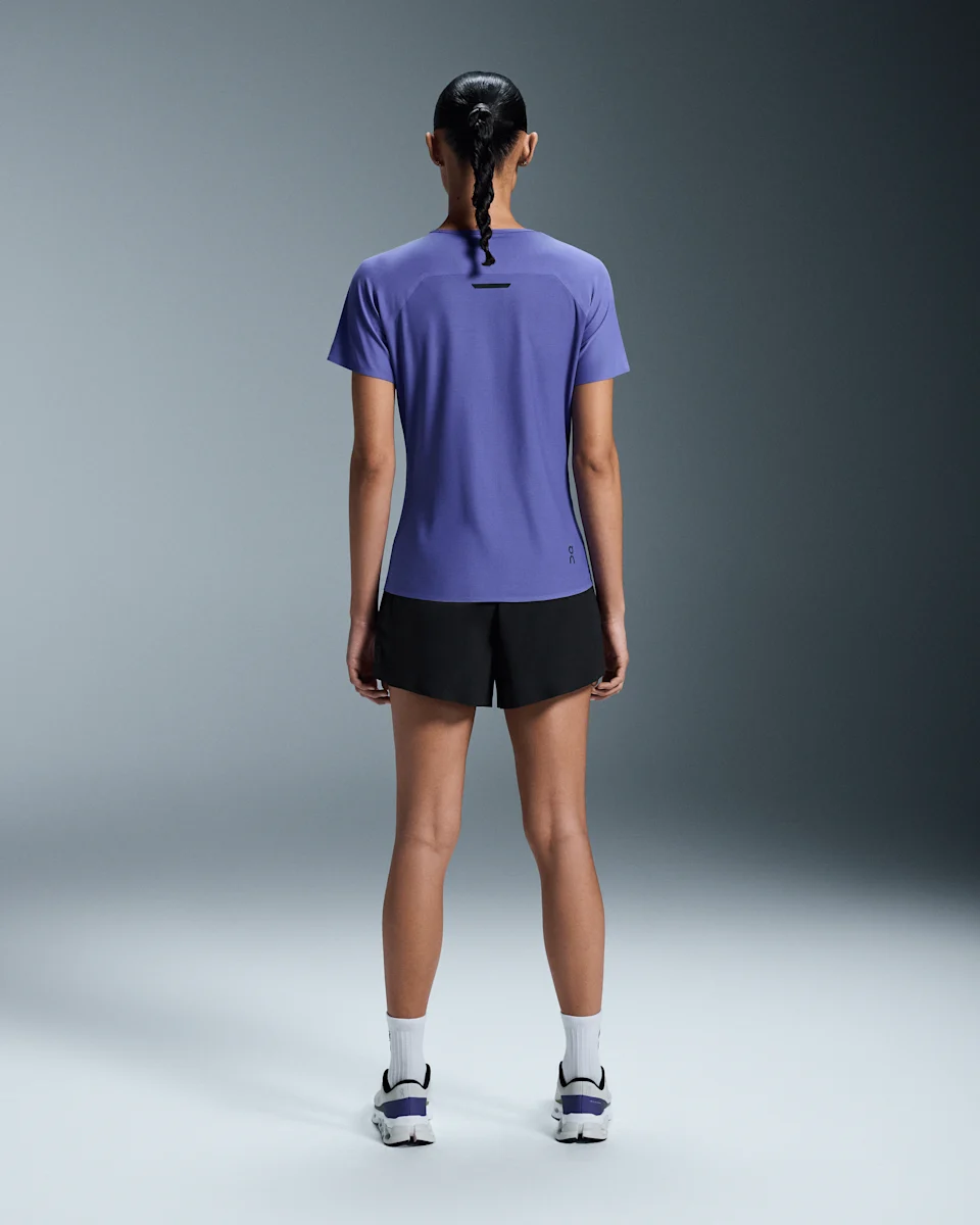 On Performance-T Iris Feminino