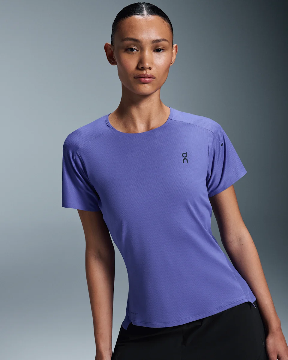 On Performance-T Iris Feminino