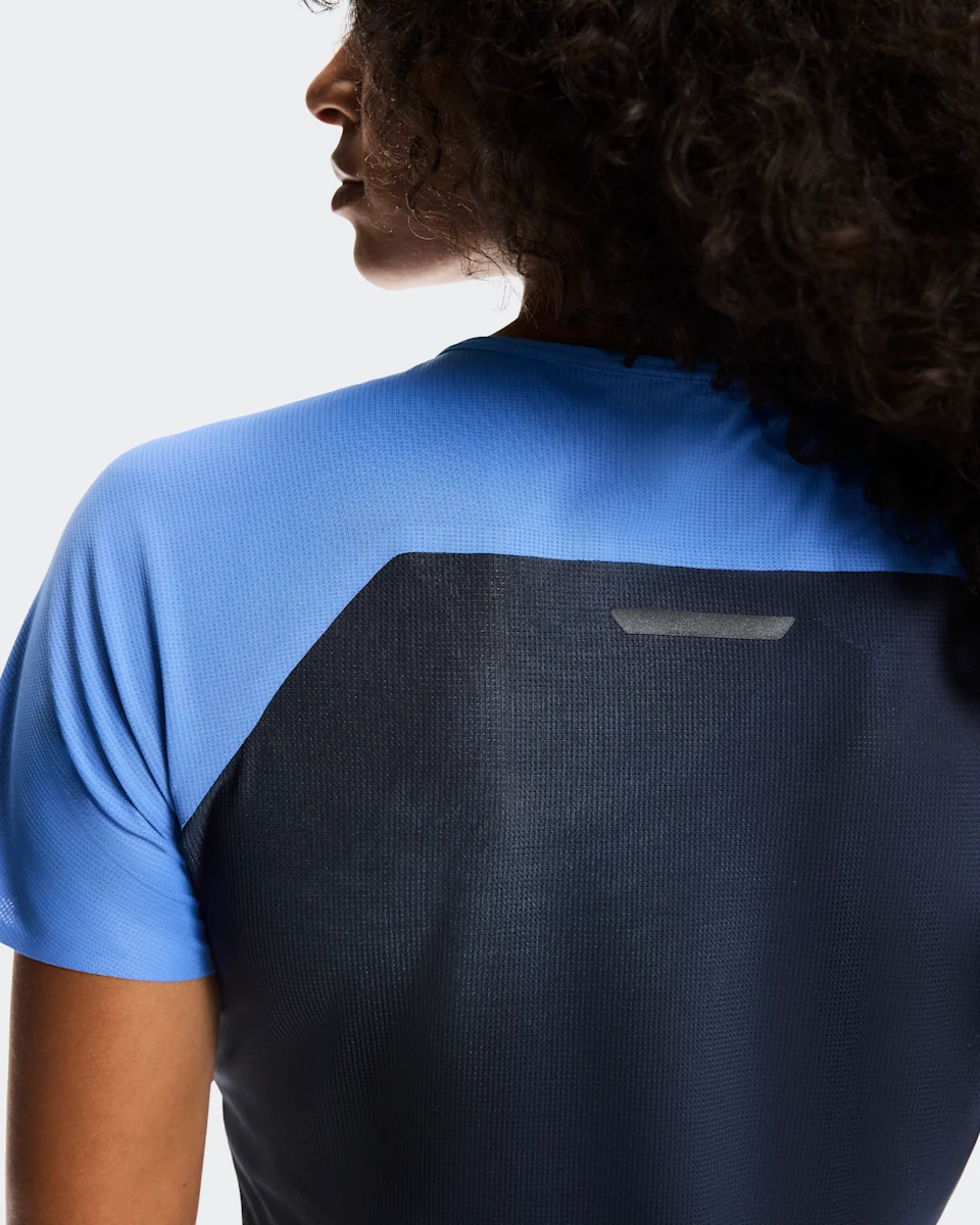 On Performance-T Sailor & Navy Feminino