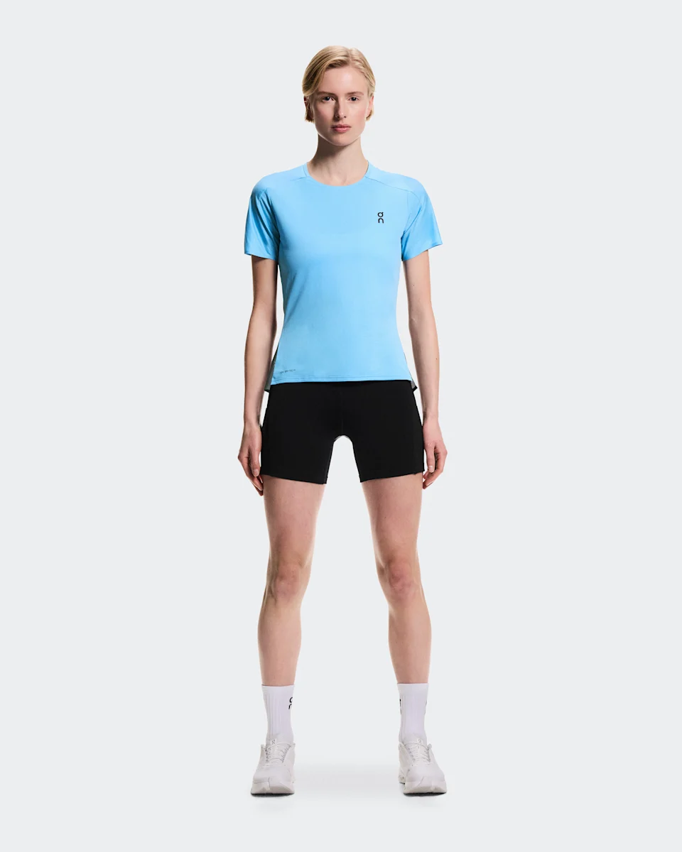 On Performance-T Gourami & Rock Feminino – Corrida de rua, clima quente