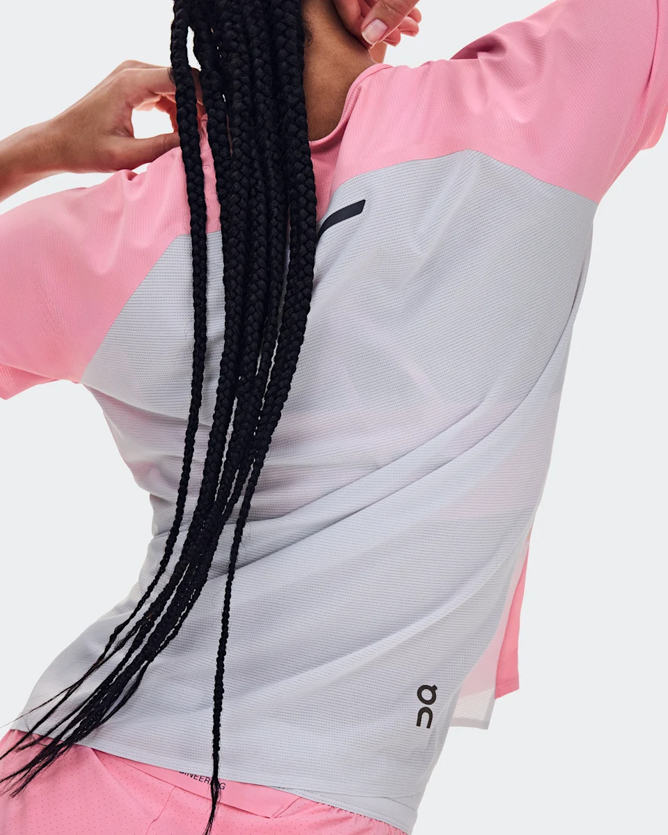 On Performance-T Magnolia & Glacier Feminino