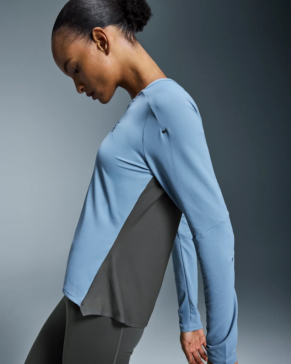 On Performance Long-T Chambray & Eclipse Feminino
