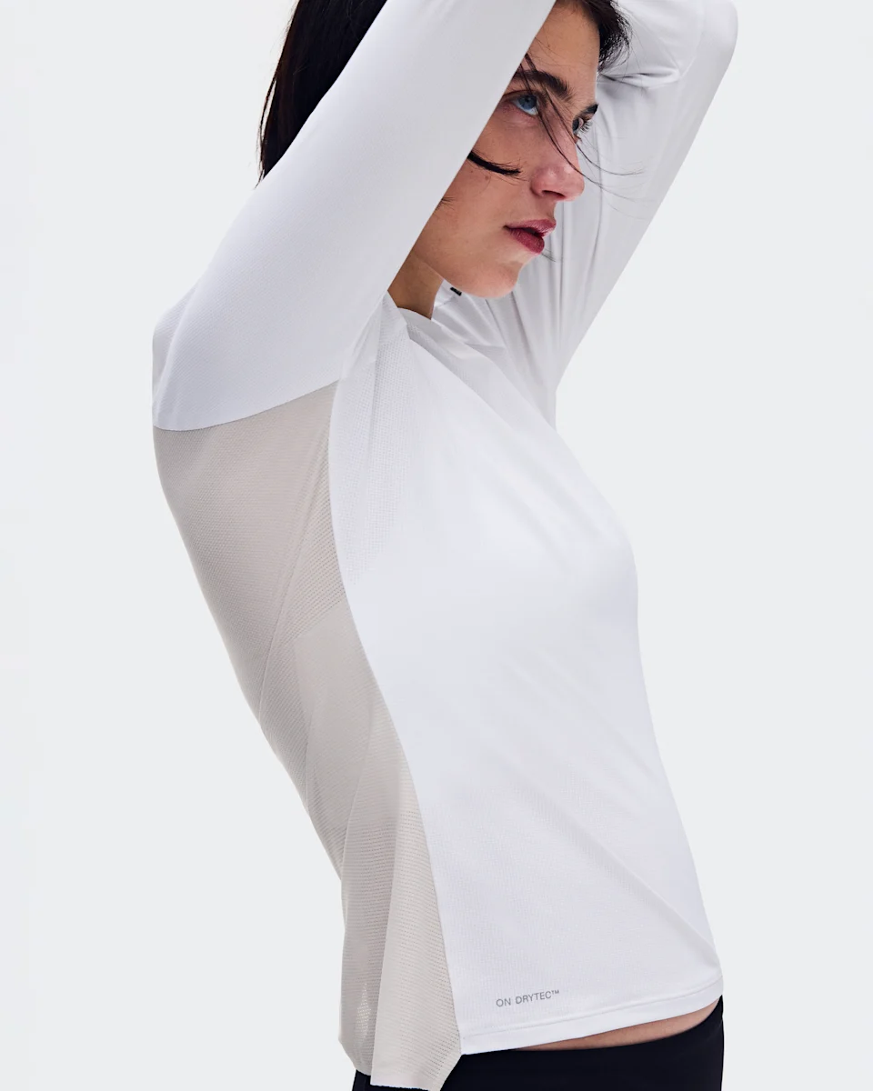 On Performance Long-T White & Silver Feminino