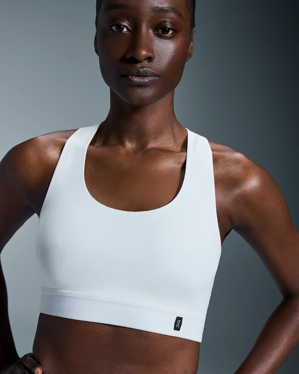 On Pace Bra Undyed-White & Black Feminino