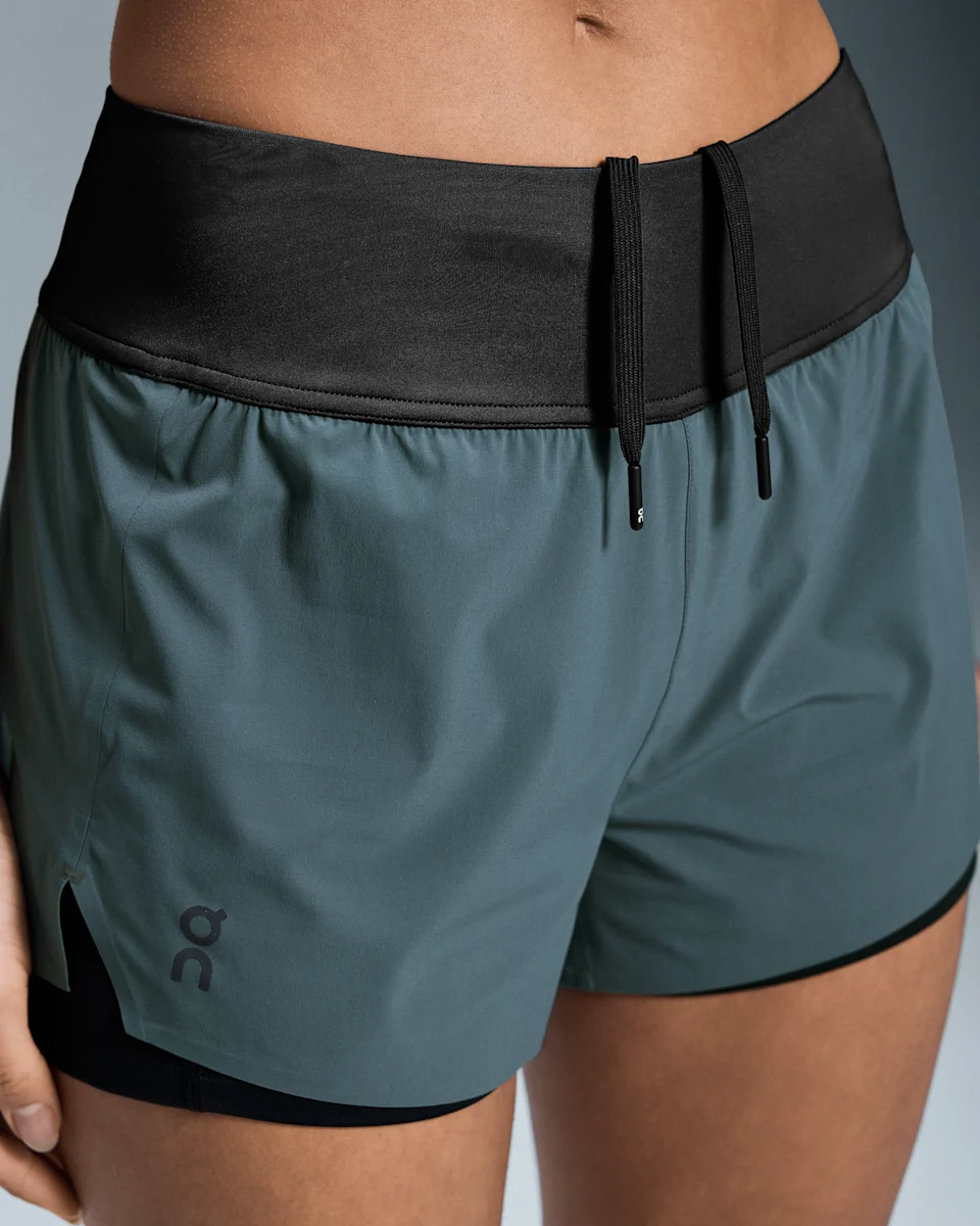 On Running Shorts Stone Feminino
