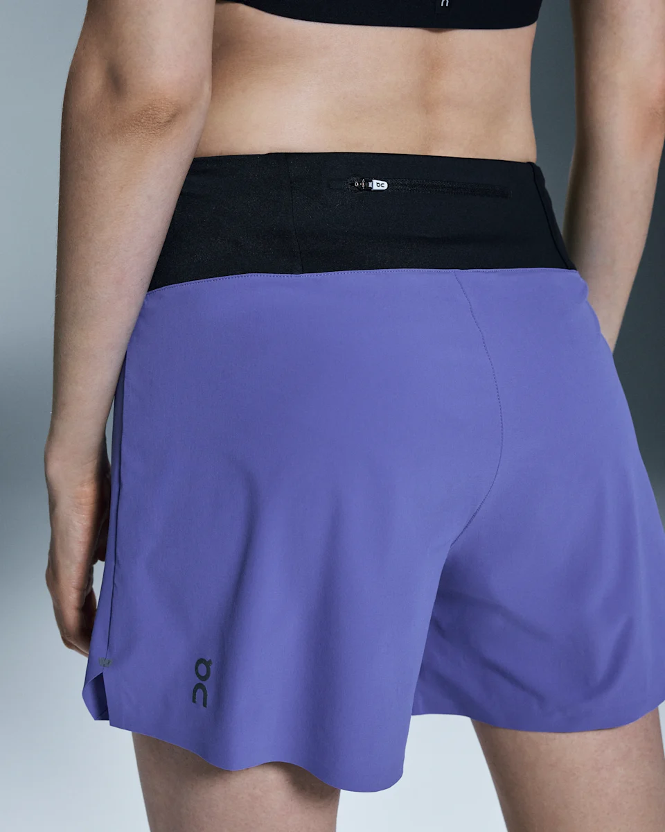 On Running Shorts Iris Feminino