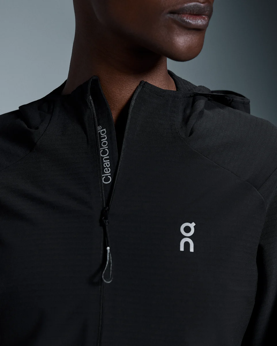 On Pace Hoodie Black Feminino