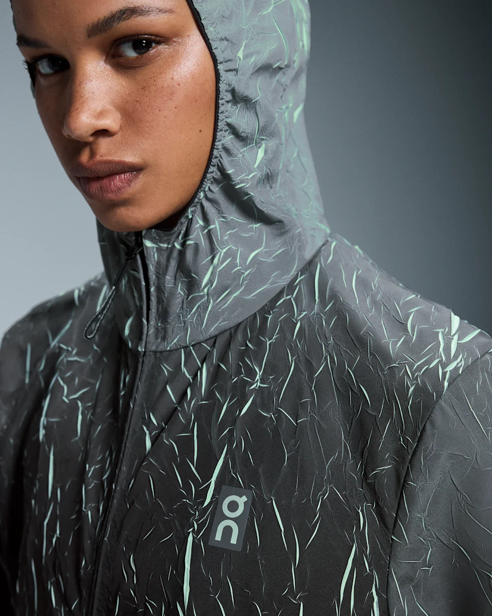 On Pace Run Jacket Black & Lima Feminino
