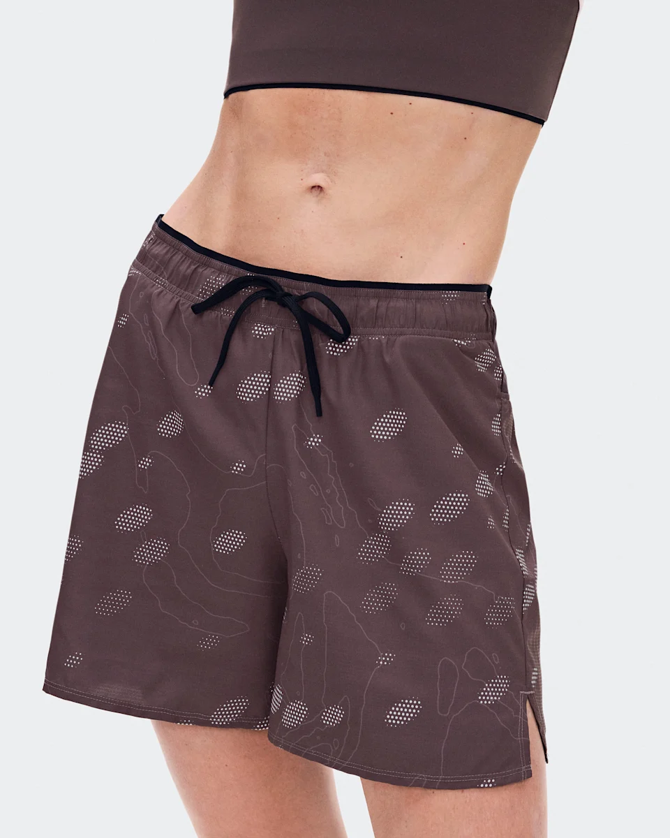 On Trail Shorts Mulberry Feminino