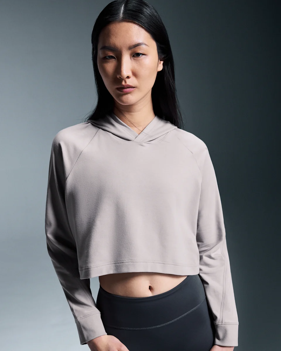 On Movement Hoodie Fade Feminino