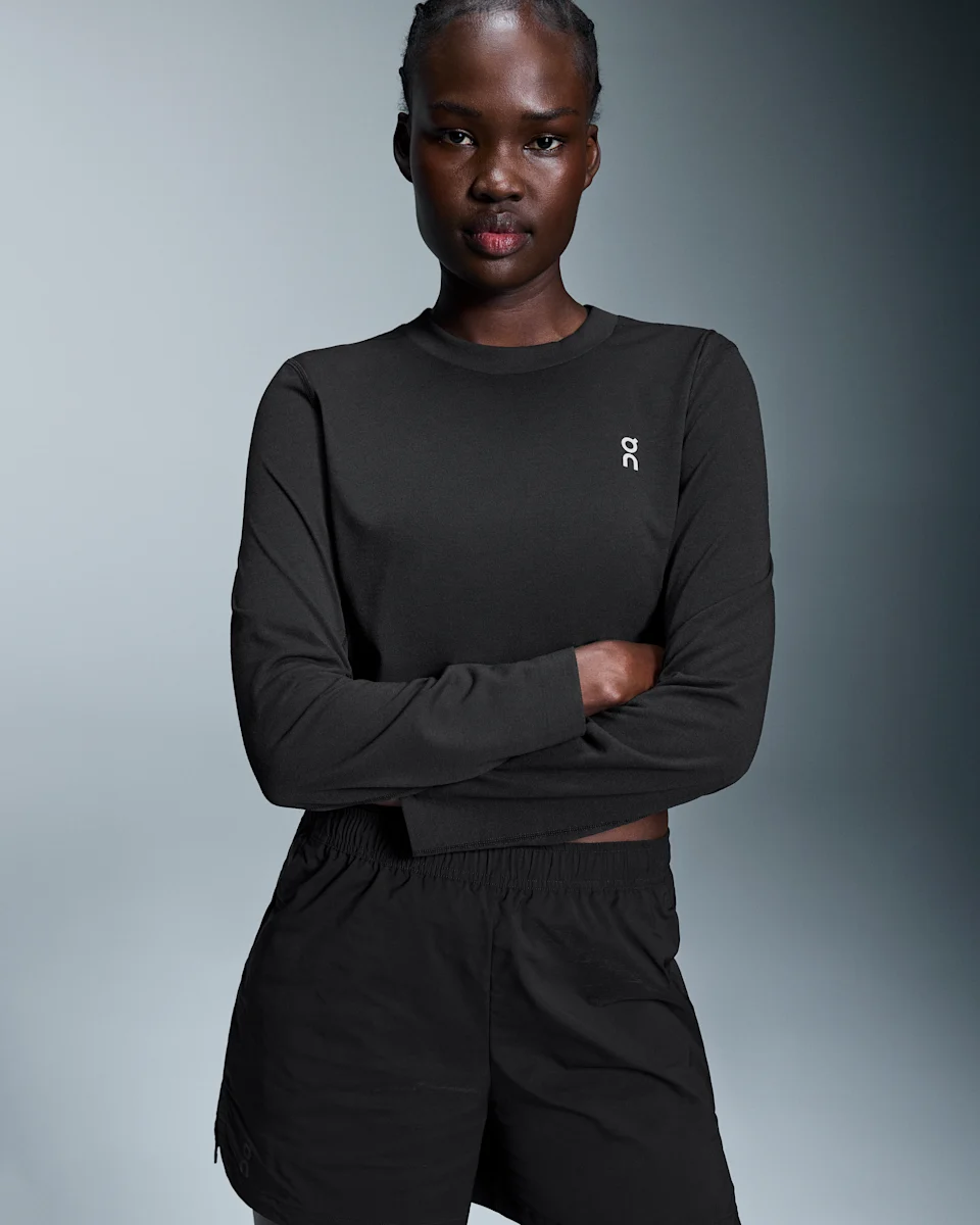 On Active Long-T Crop Black Feminino