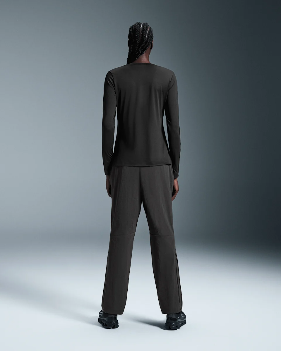 On Core Long-T IKON Black Feminino