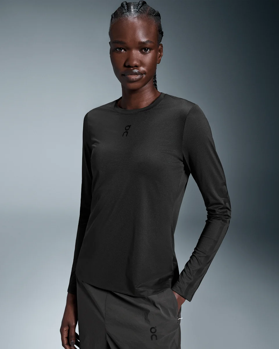 On Core Long-T IKON Black Feminino