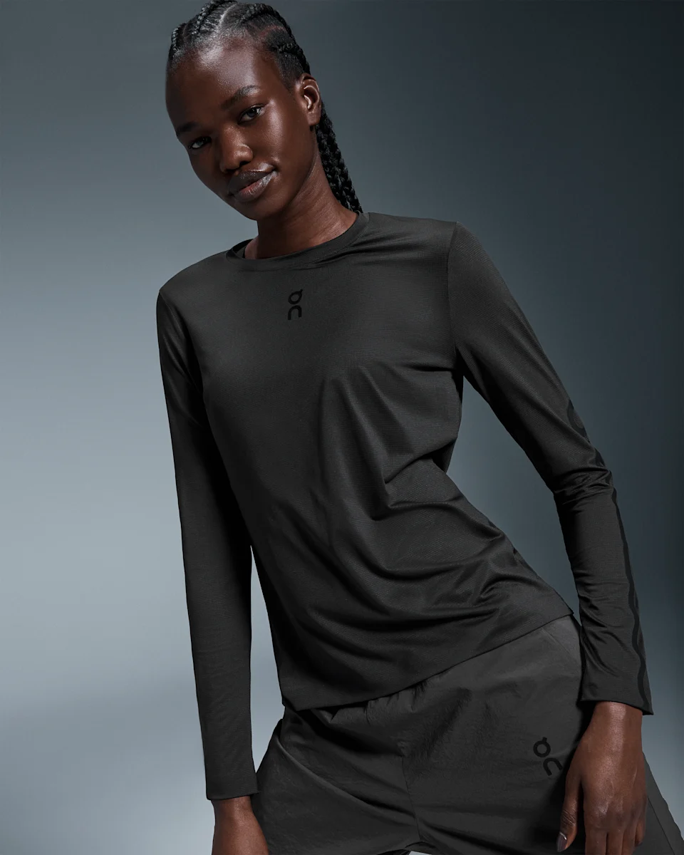 On Core Long-T IKON Black Feminino