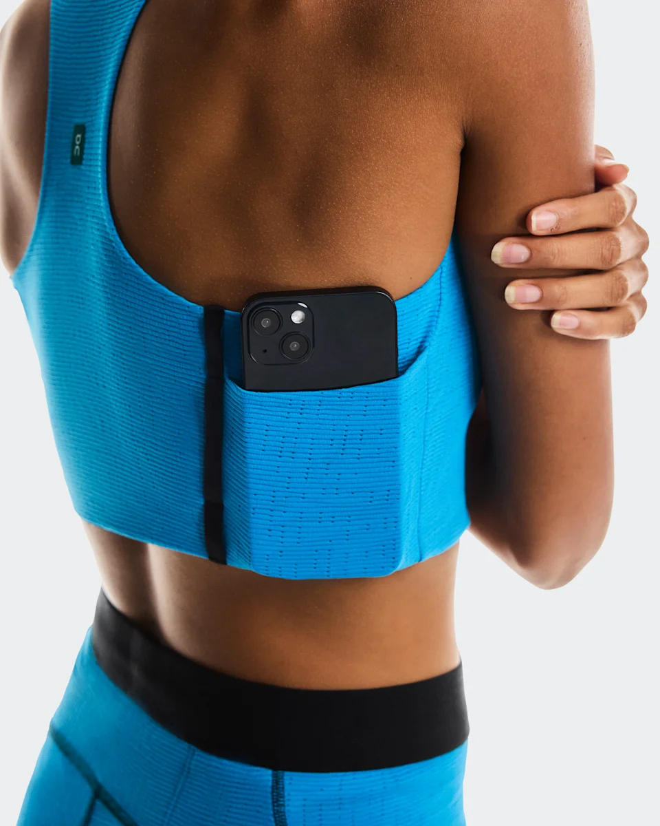 On Pace Pocket Bra Malibu Feminino