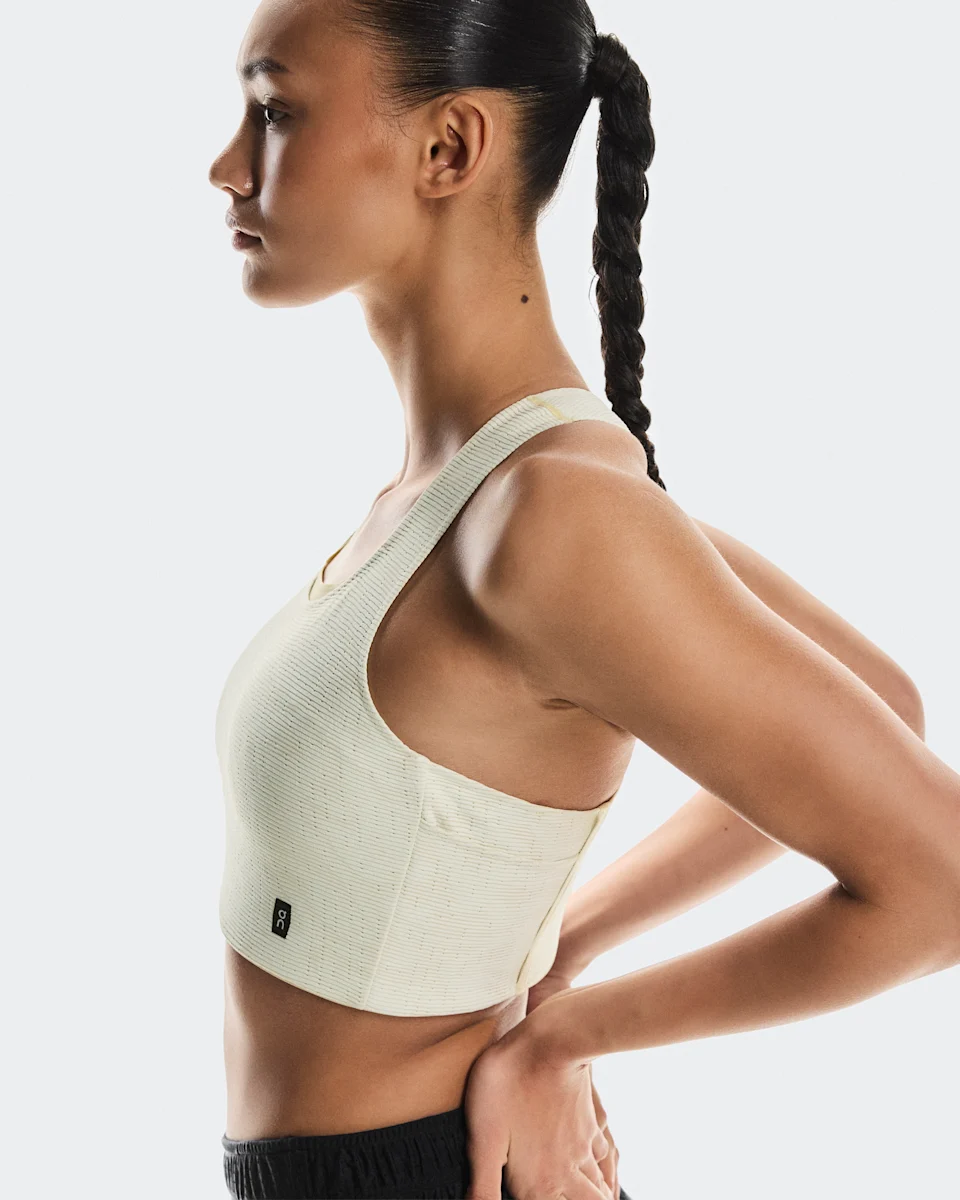 On Pace Pocket Bra Taupe Feminino