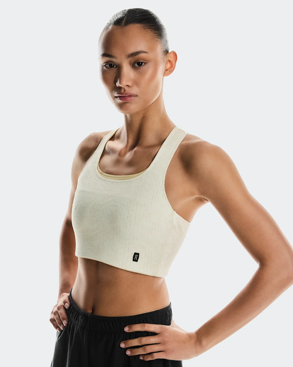 On Pace Pocket Bra Taupe Feminino
