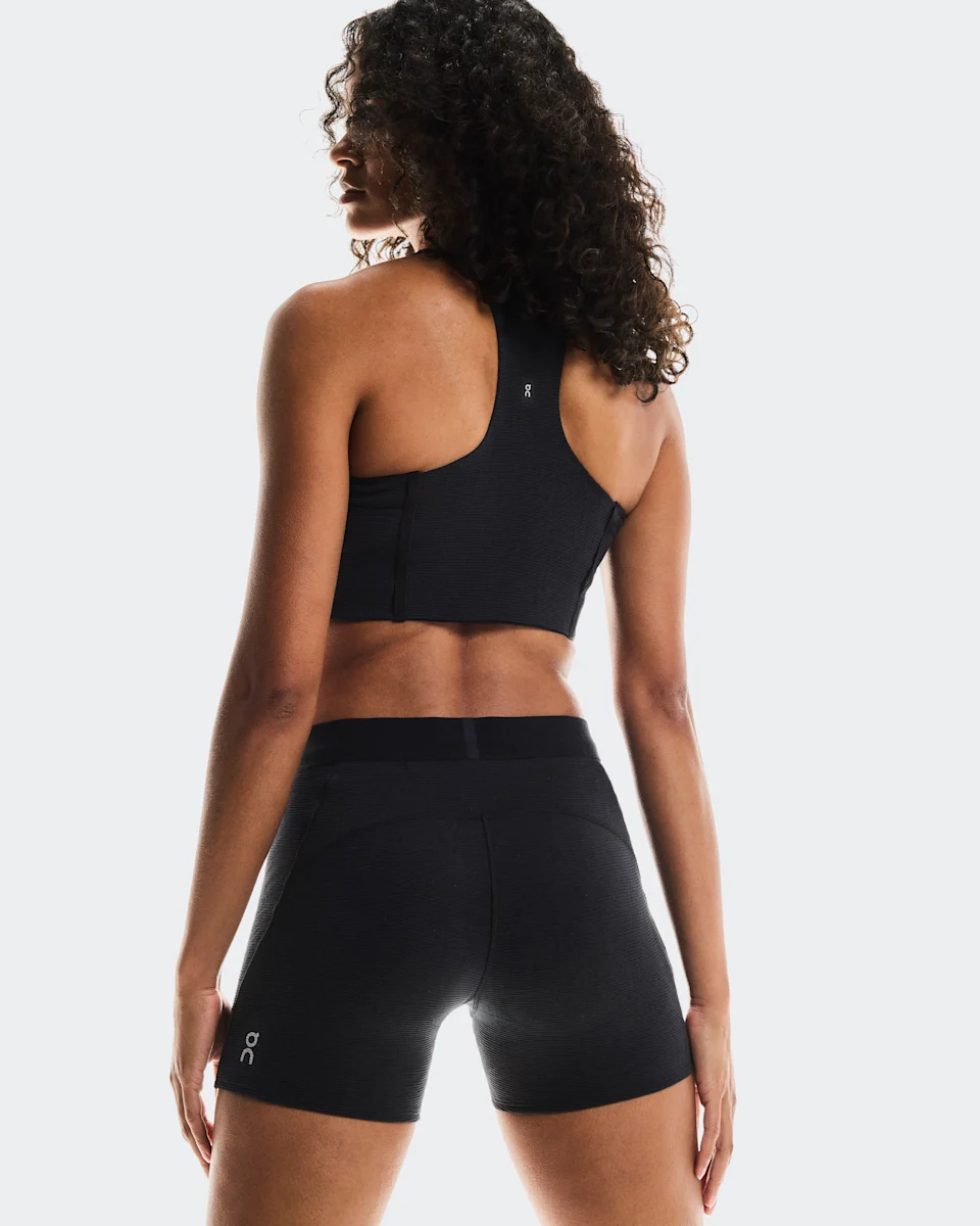 On Pace Tights Short Black Feminino