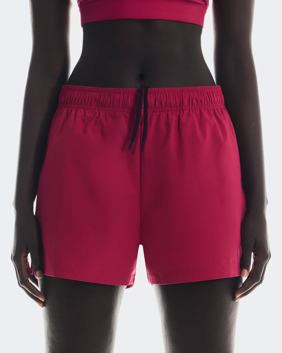 On 3" Core Shorts Grenadine Feminino