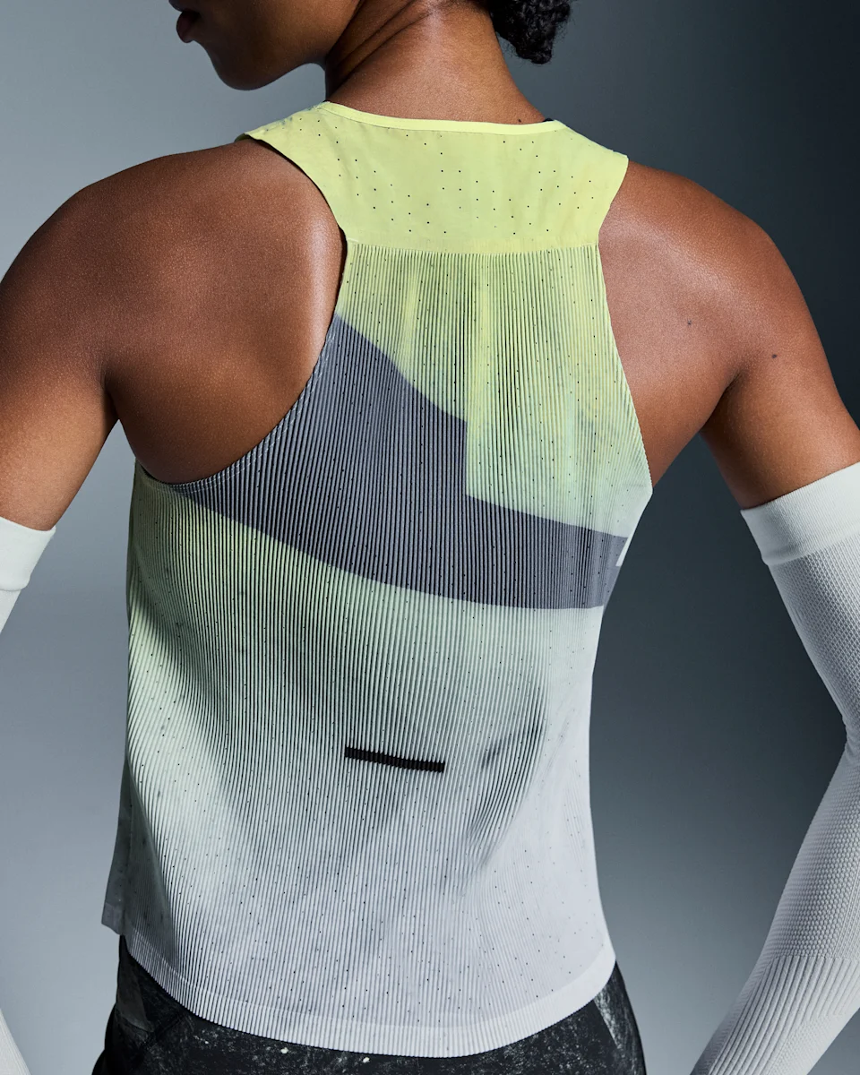 On Race Singlet Limelight & Glacier Feminino