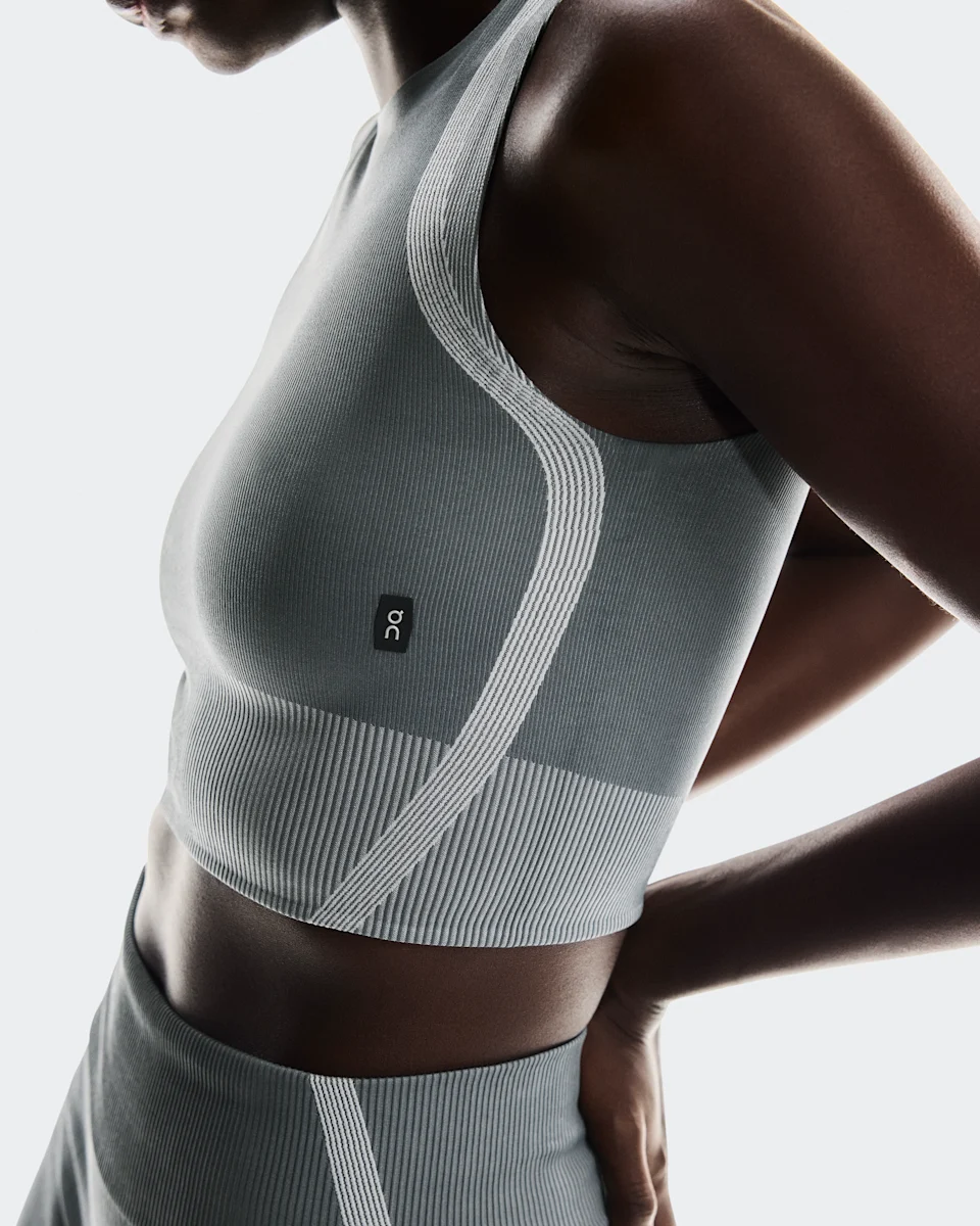 On Studio Knit Crop Rock & Glacier Feminino