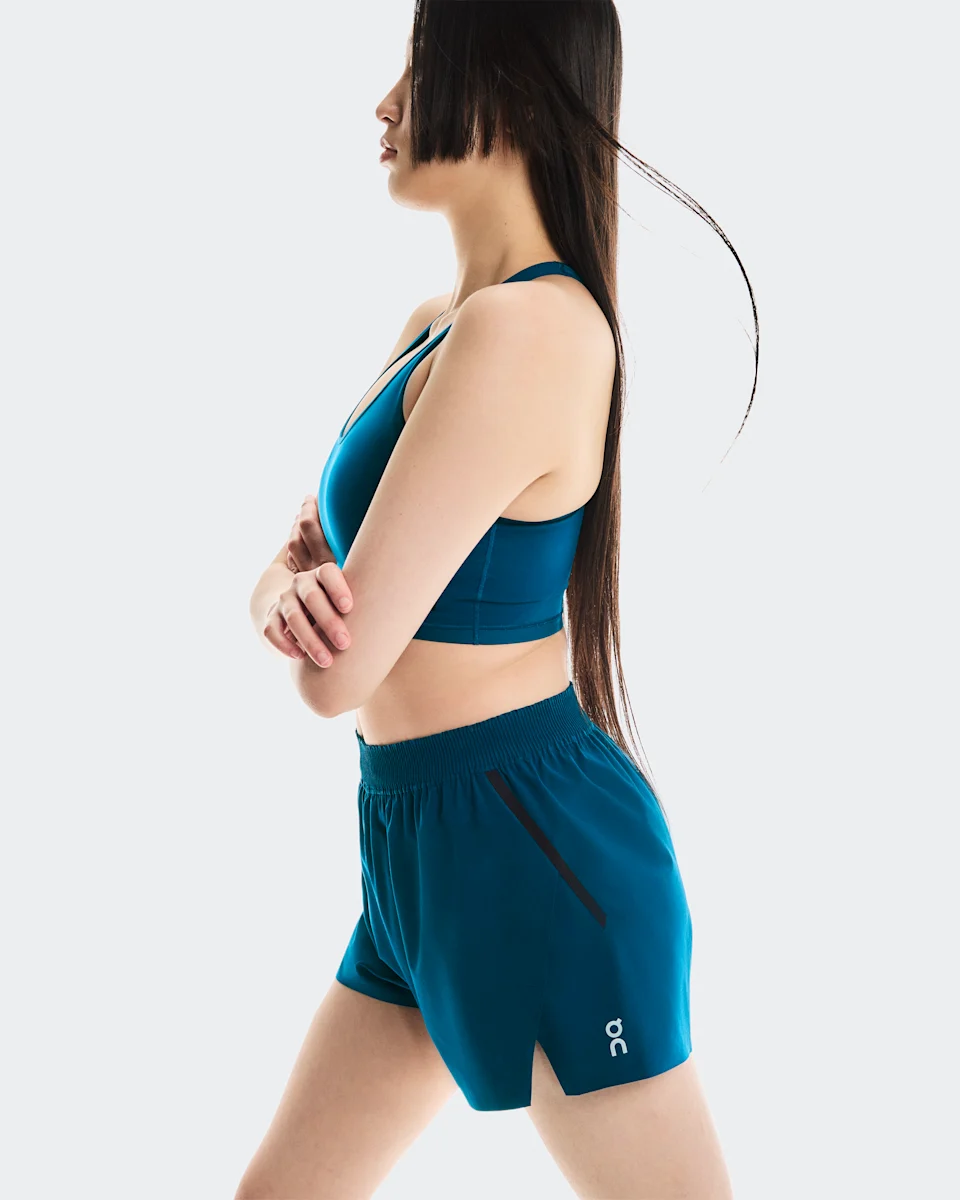 On Train Shorts Tempest Feminino