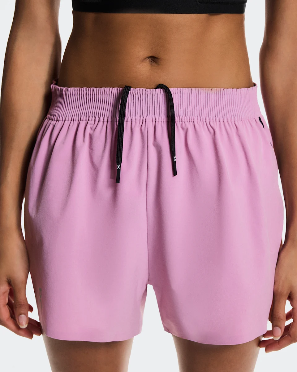 On Train Shorts Sakura Feminino
