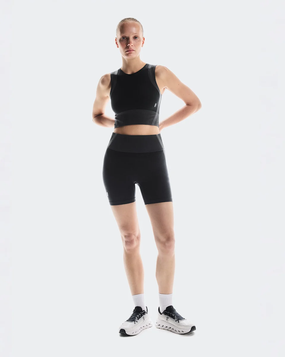 On Studio Knit Shorts Black & Eclipse Feminino