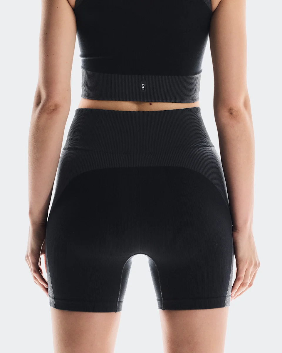 On Studio Knit Shorts Black & Eclipse Feminino
