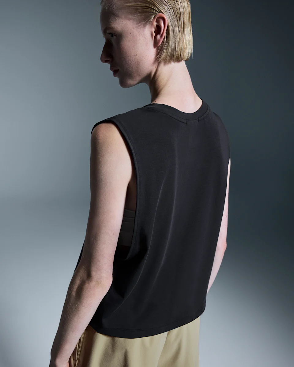 On Focus Crop Black Feminino