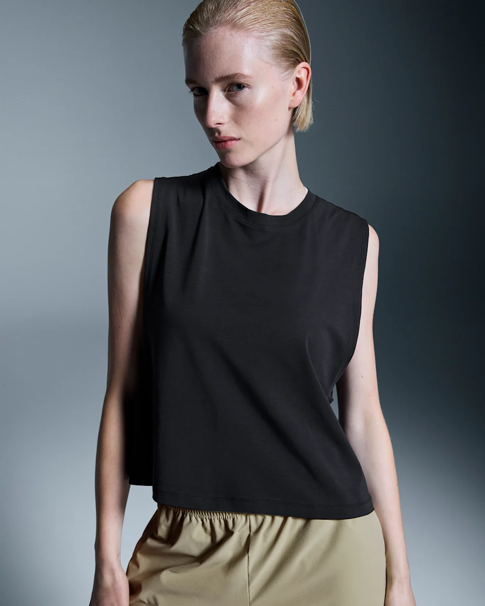 On Focus Crop Black Feminino