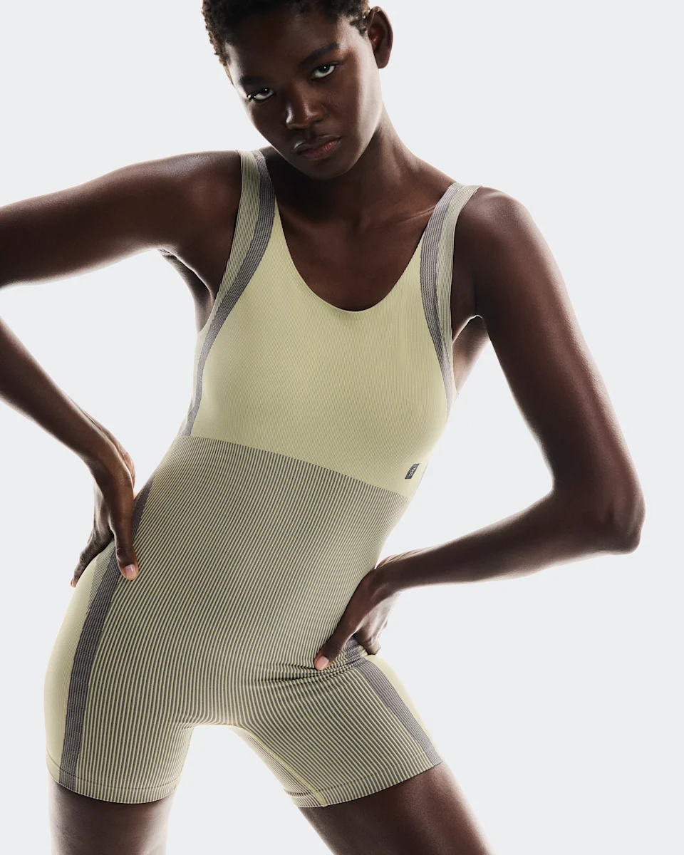 On Studio Knit Bodysuit Caper Feminino