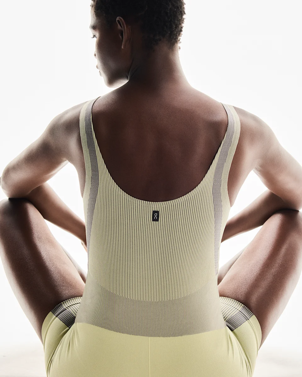 On Studio Knit Bodysuit Caper Feminino