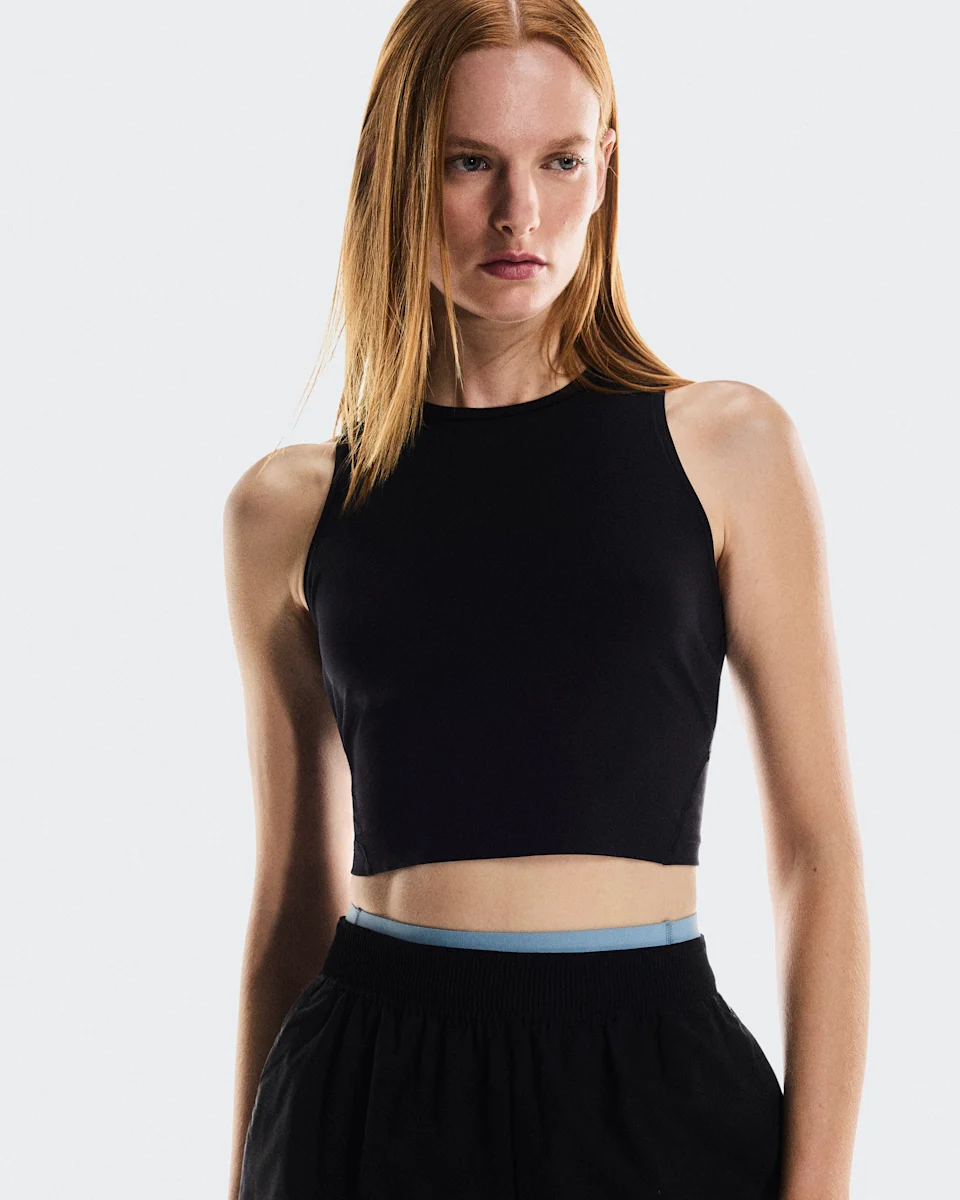 On Studio Crop Black Feminino
