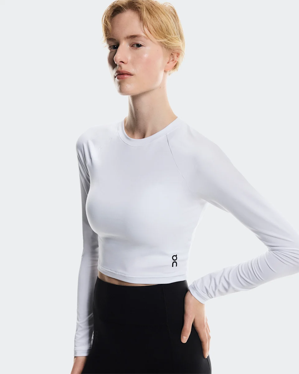 On Studio Long-T Crop White Feminino
