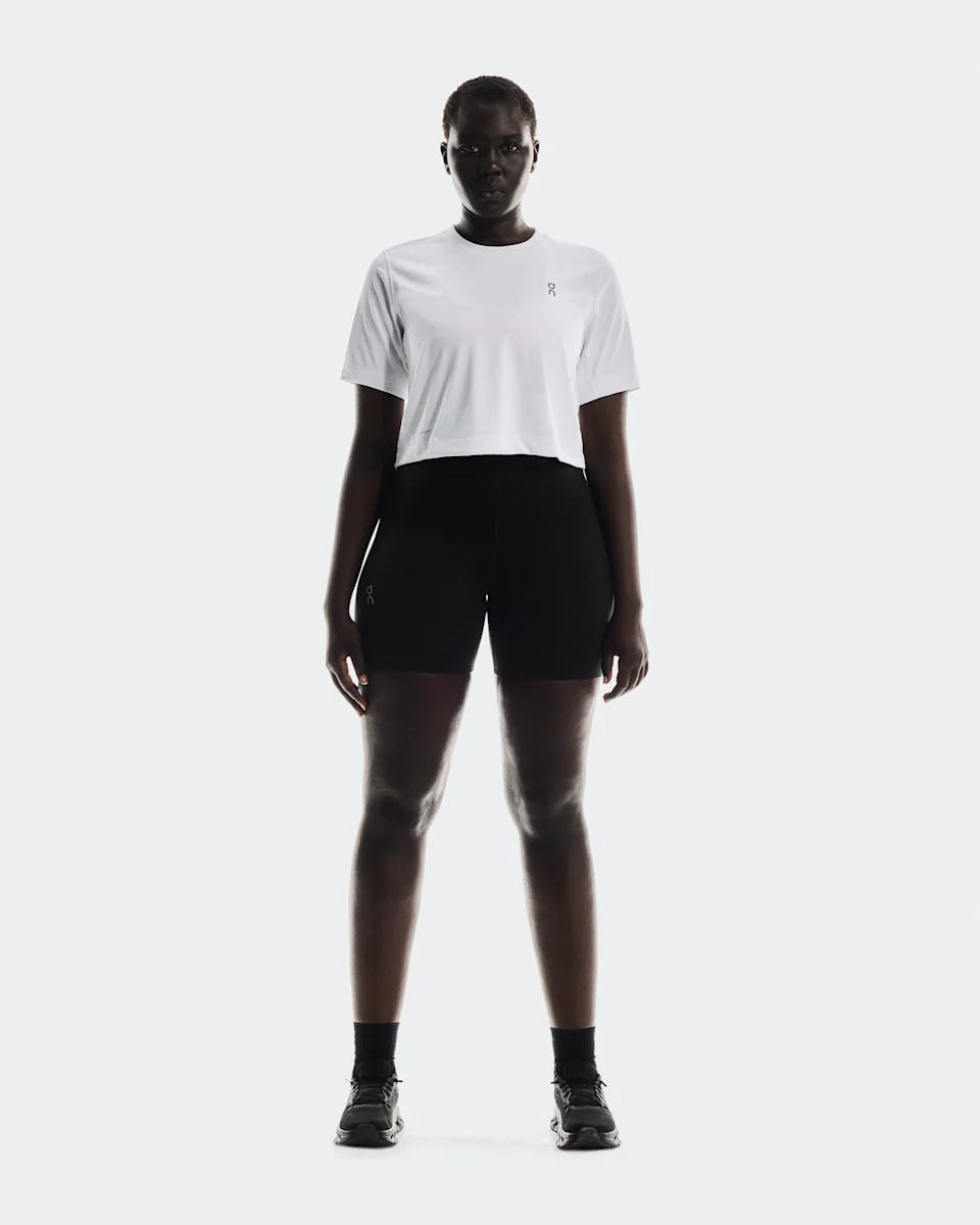 On Train-T Crop White Feminino – HIIT, cross training, treinos versáteis