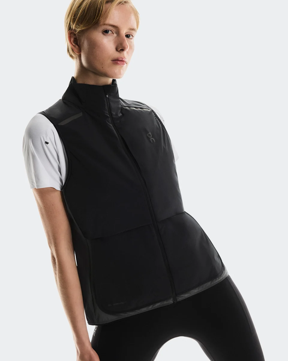 On Weather Vest Black & Eclipse Feminino