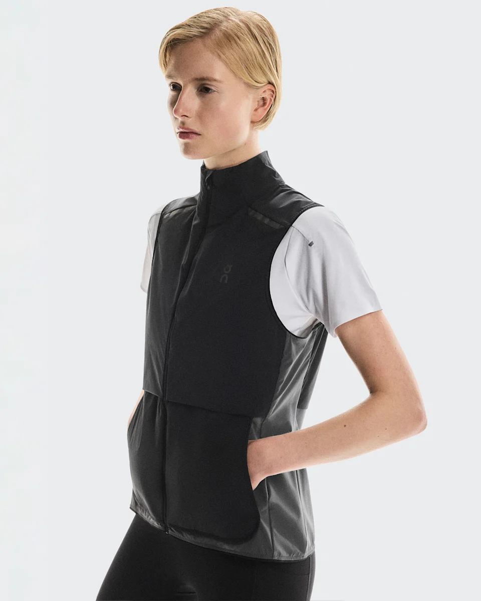 On Weather Vest Black & Eclipse Feminino