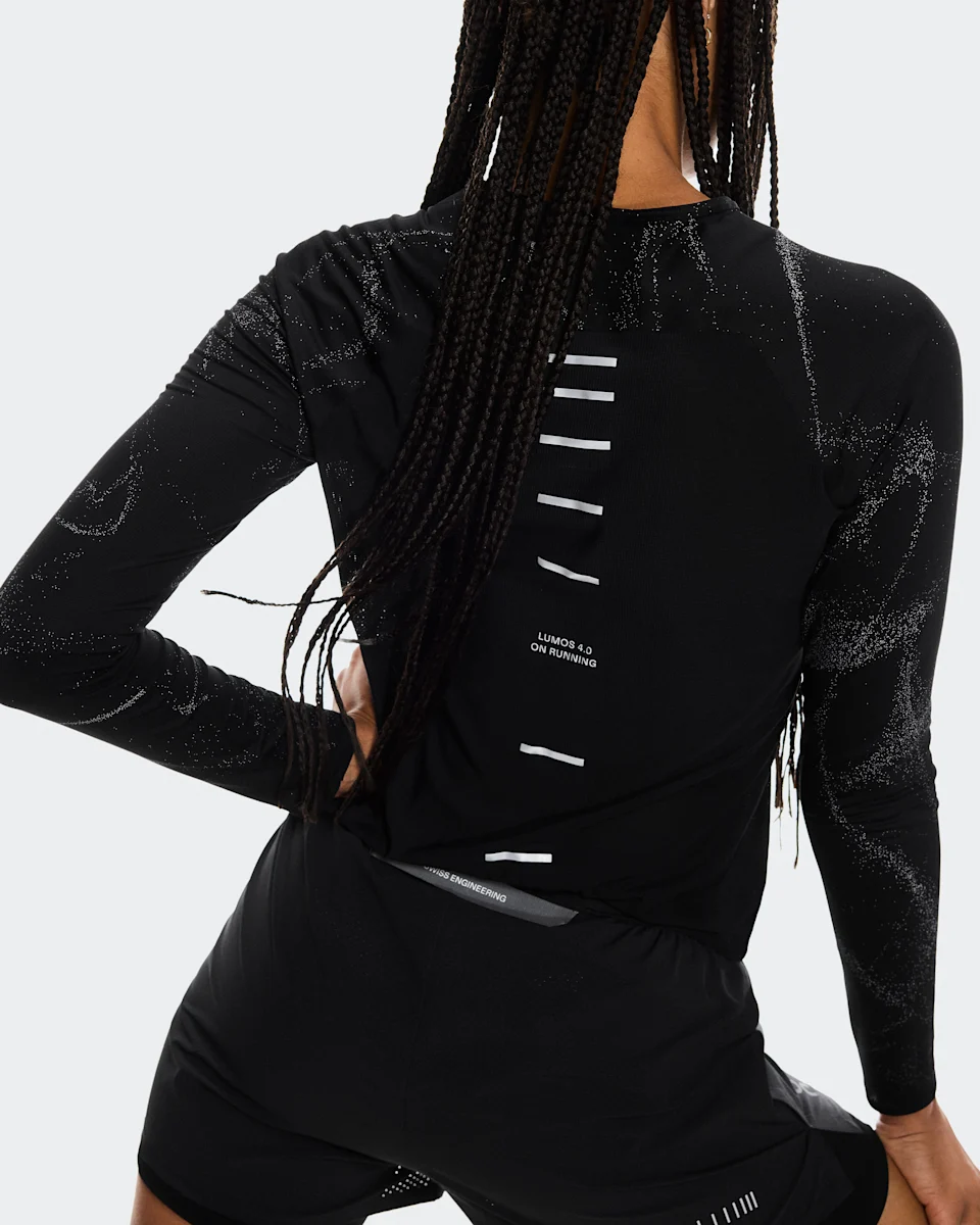 On Performance Long-T Lumos Black Feminino