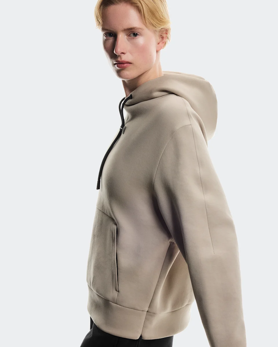 On Focus Tech Hoodie Desert Feminino