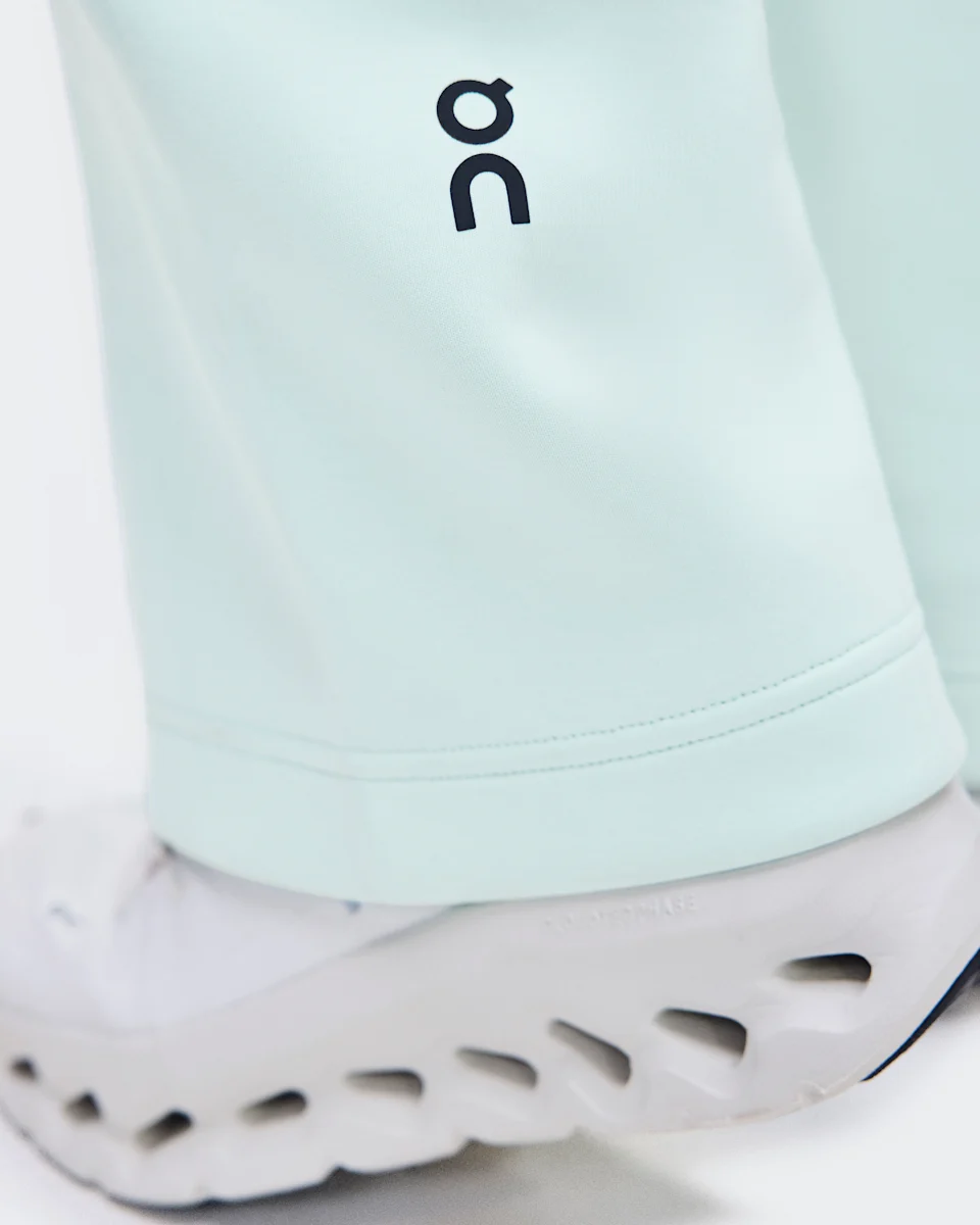 On Focus Tech Sweatpants Flurry Feminino