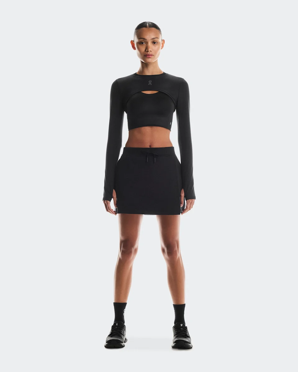 On Focus Tech Skirt Black Feminino – Uso diário, viagens, recuperação